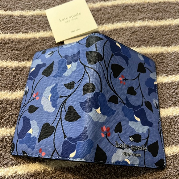 Kate Spade Blue Floral Passport Cover - Picture 3 of 3